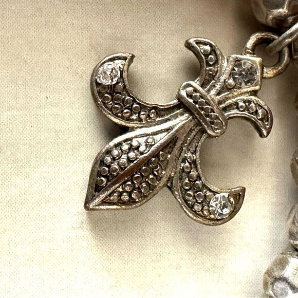 Silver/brass tone charm stretchy bracelet - Picture 7 of 8